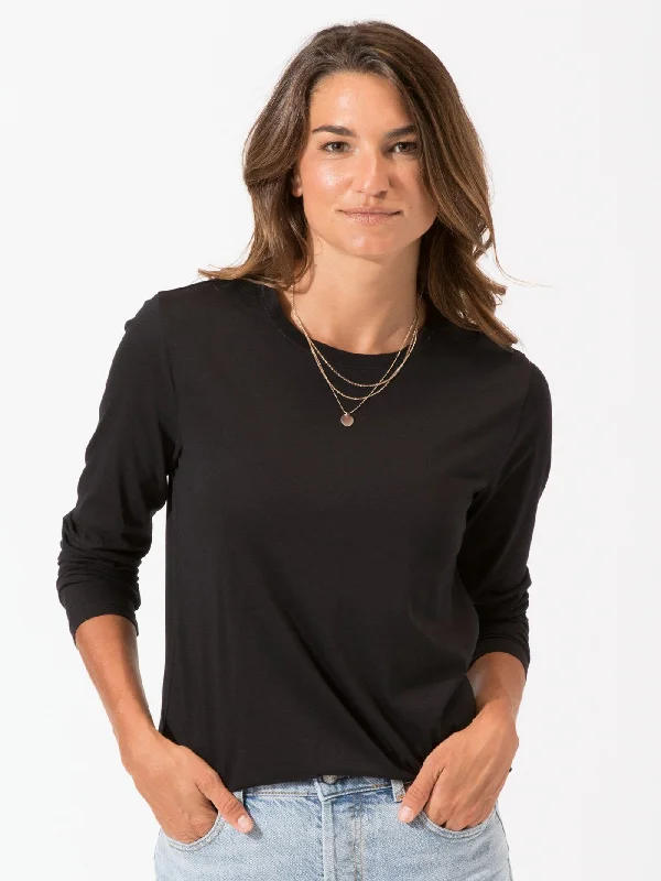 Women's Invincible Long Sleeve Scoop Neck